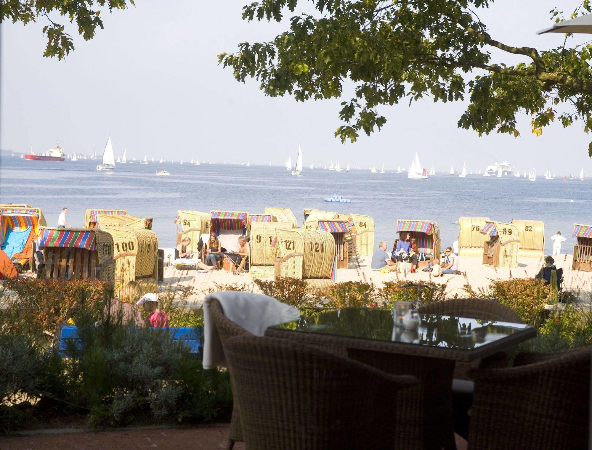 Strandhotel Seeblick, Ostseebad Гайкендорф Екстер'єр фото